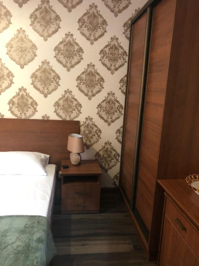 Гостевой Дом Siella Hotell Sukhumi Exteriör bild