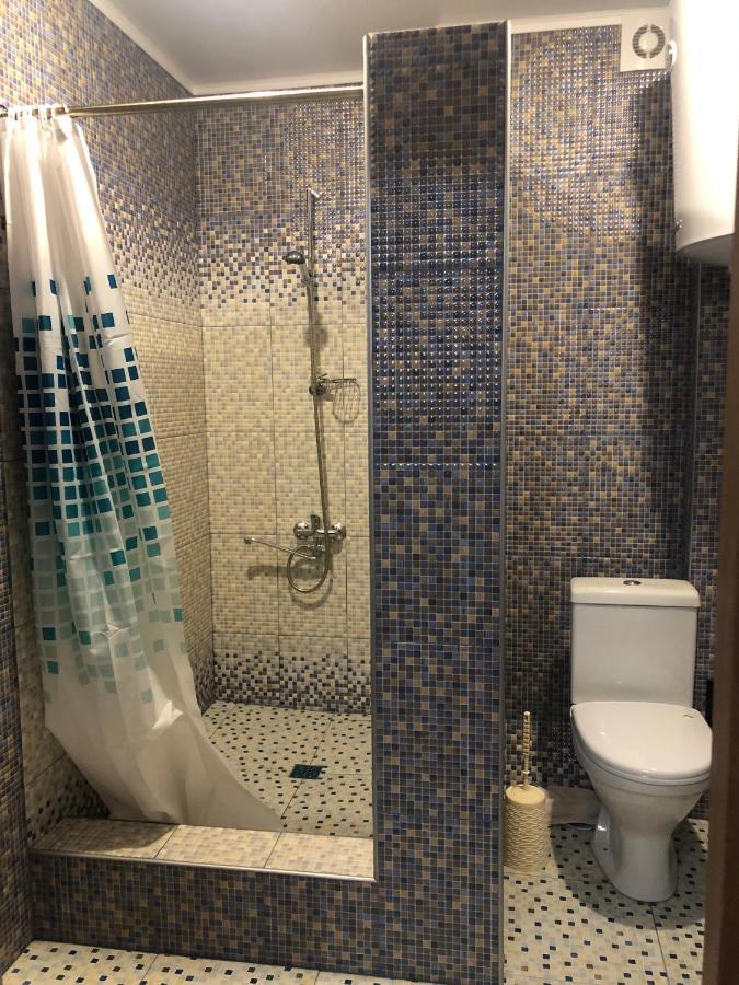 Гостевой Дом Siella Hotell Sukhumi Exteriör bild