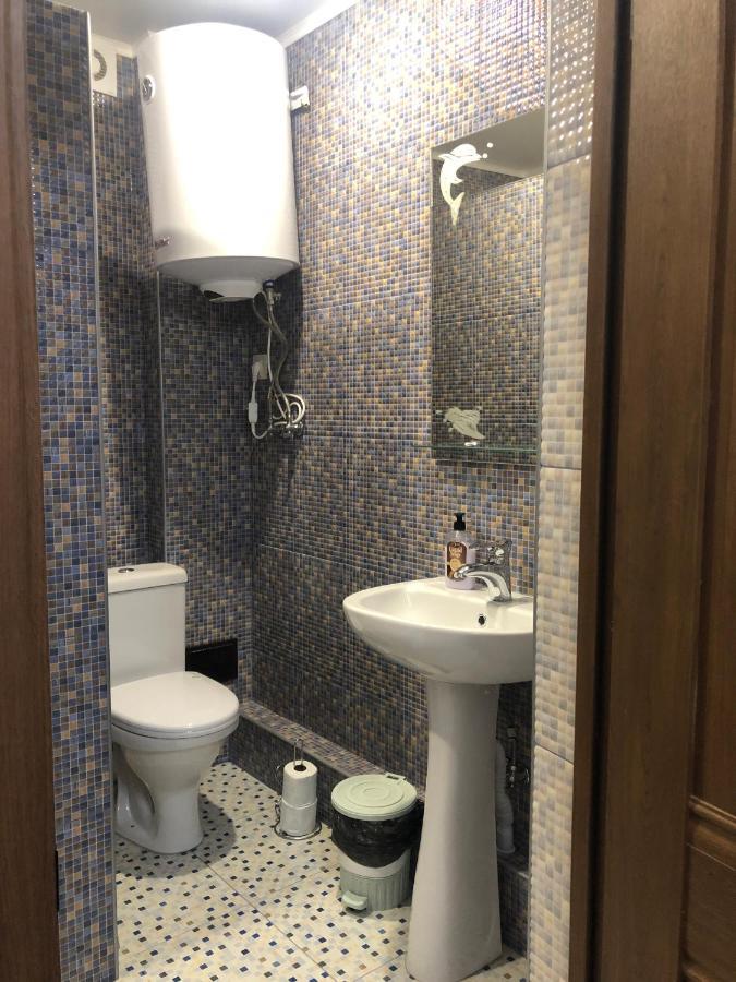 Гостевой Дом Siella Hotell Sukhumi Exteriör bild